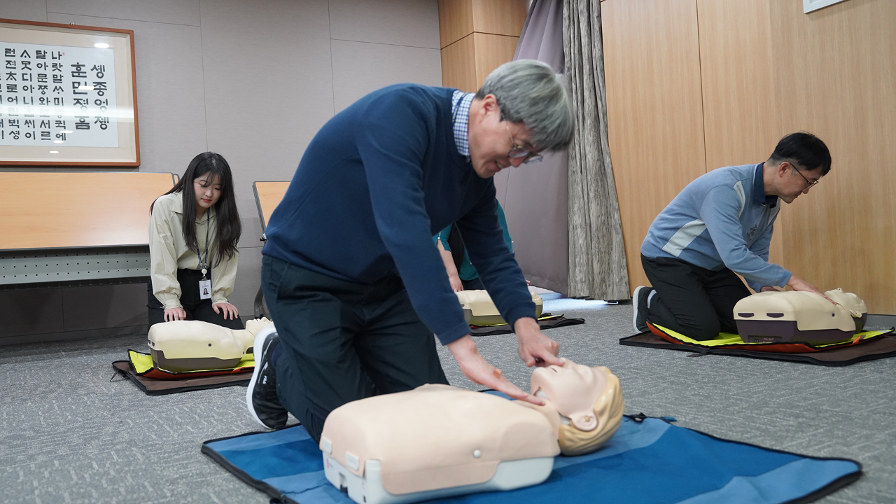 심폐소생술 단체 교육-2